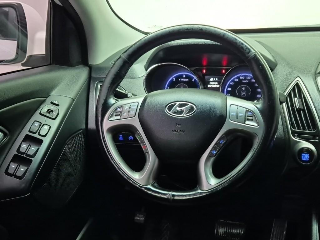 HYUNDAI Tucson - Vista 9