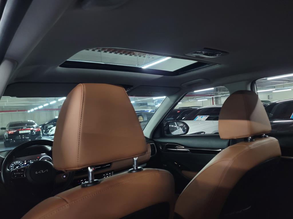 KIA Seltos - Vista 4