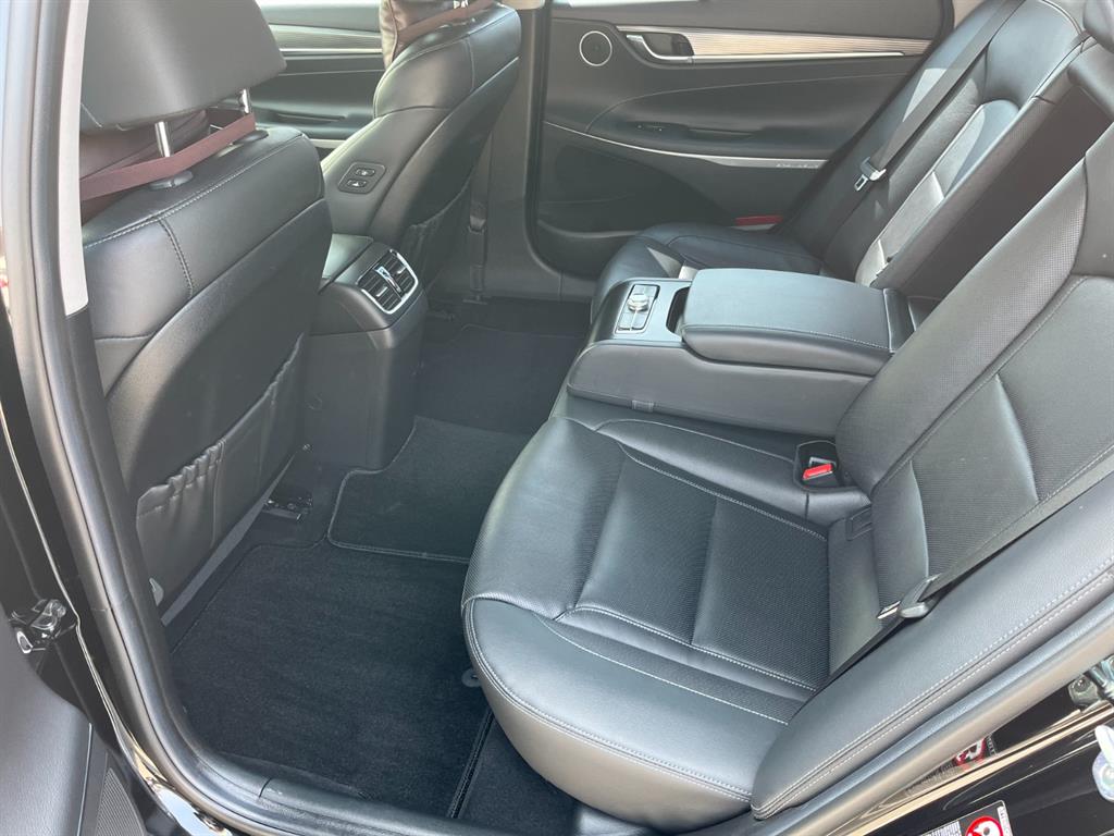 HYUNDAI Grandeur 2018 Negro - Importación desde Corea - HF Imports Iquique - Foto 18