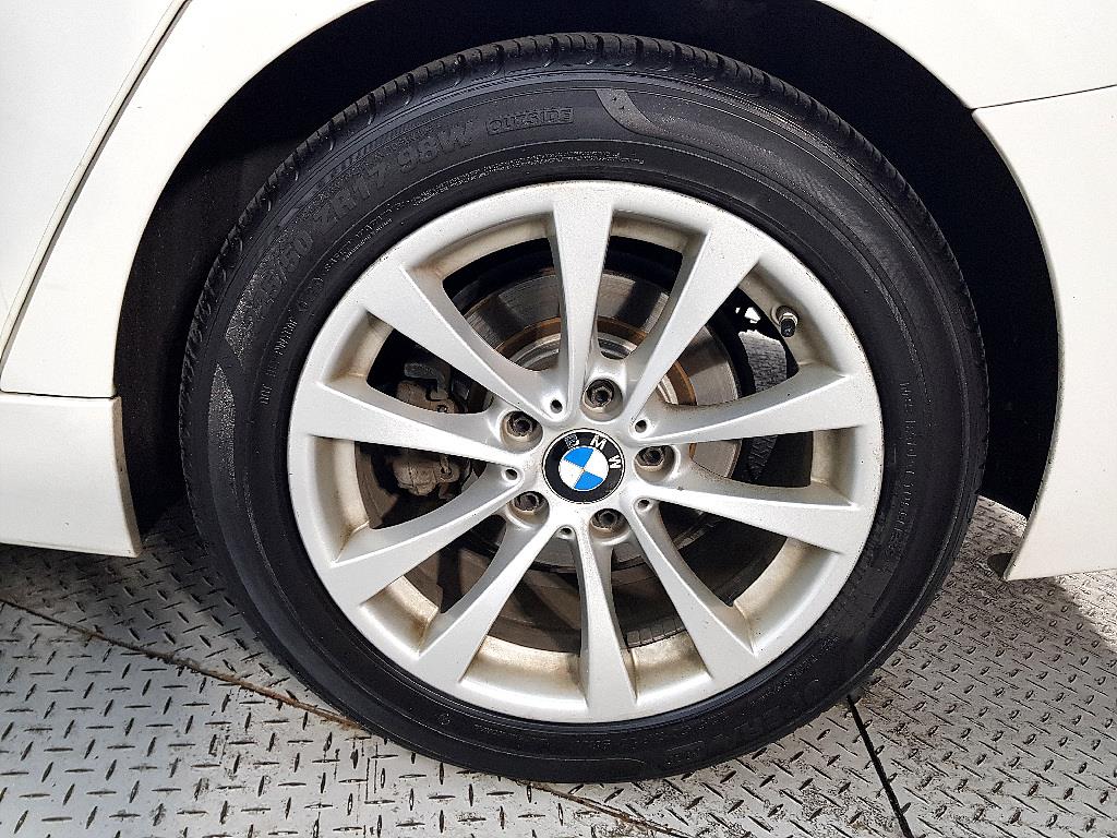 BMW 3 series 2018 Blanco - Importación desde Corea - HF Imports Iquique - Foto 20