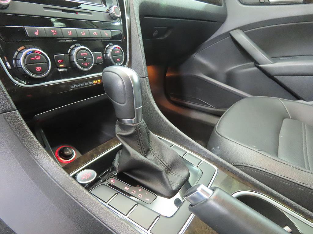 Volkswagen Passat - Vista 11