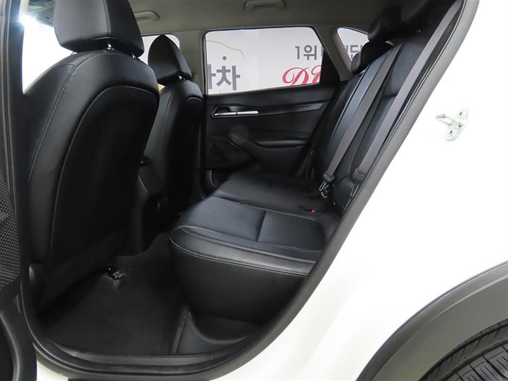 KIA Seltos - Vista 6