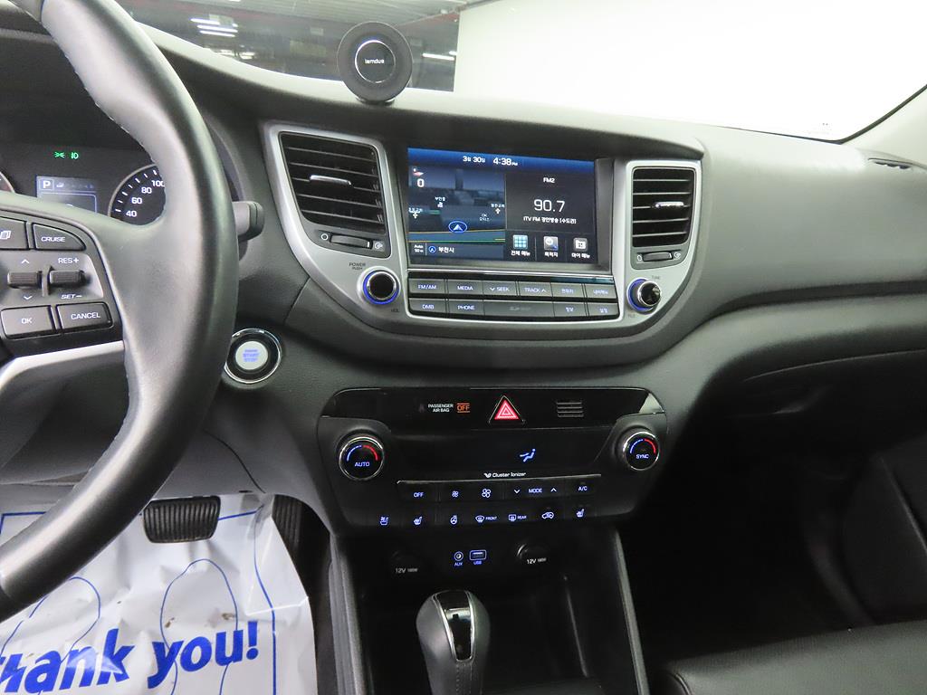 HYUNDAI Tucson - Vista 10