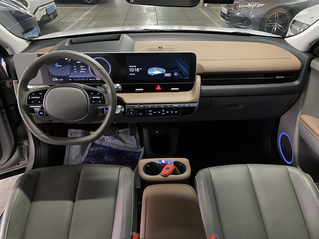 HYUNDAI Ioniq 5 - Vista 6