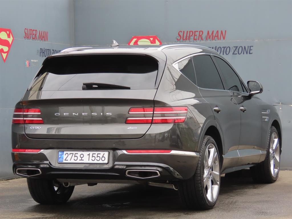 Genesis GV80 - Vista 7