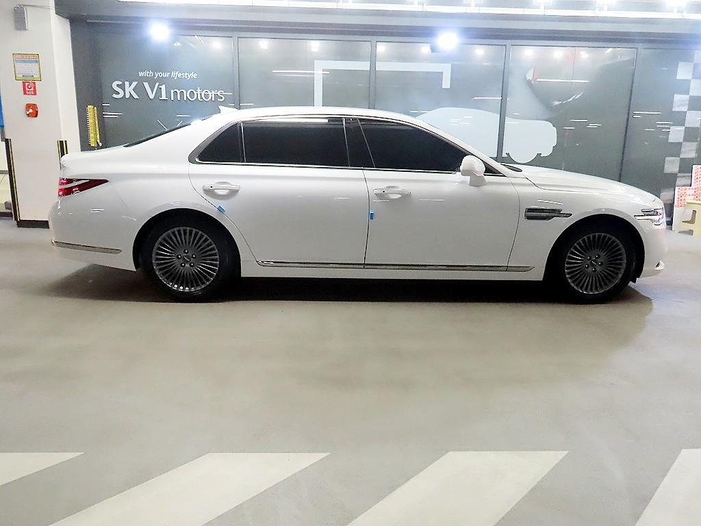 Genesis G90 - Vista 3