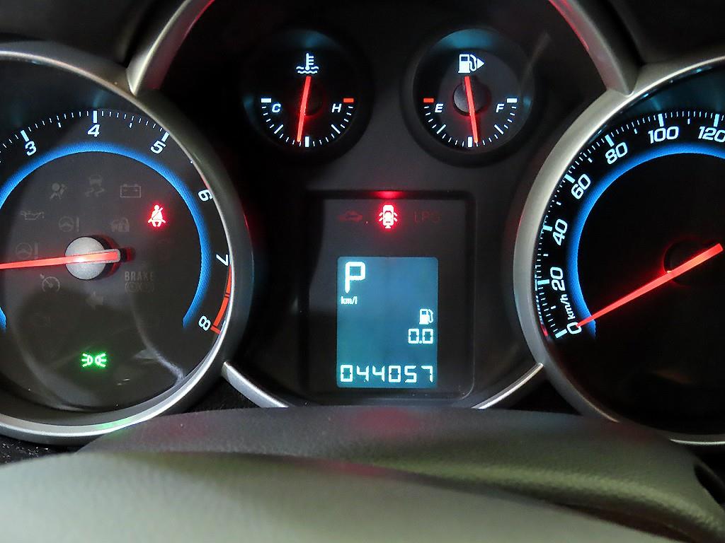 Chevrolet Cruise - Vista 9