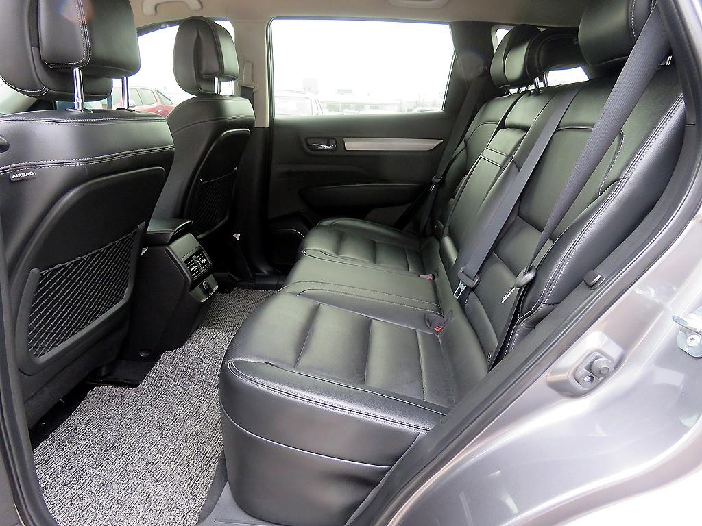 SAMSUNG QM6 - Vista 9