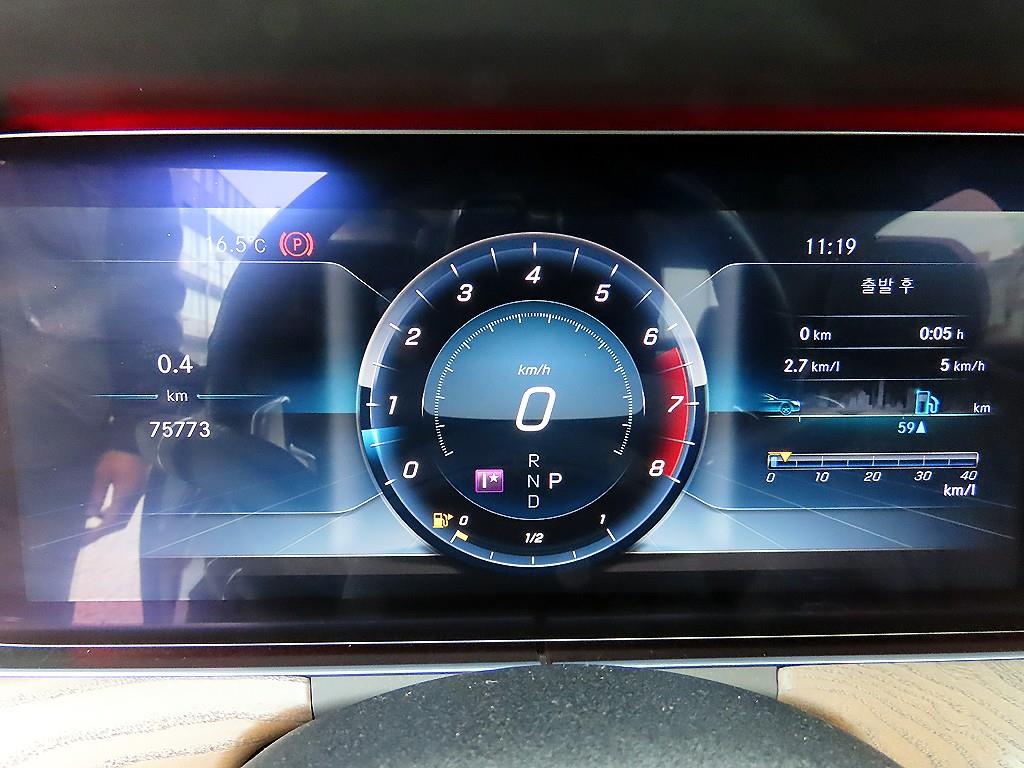 Mercedes Benz E class - Vista 9