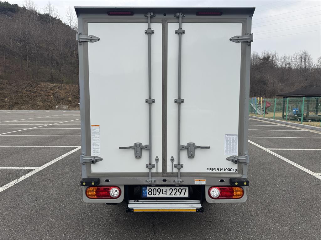 Small Truck Freezer Box(High Deck) - Vista 6