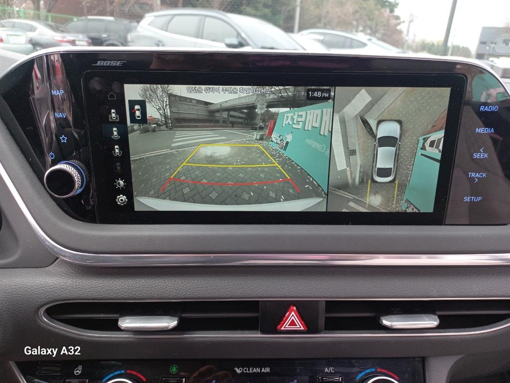 HYUNDAI Sonata - Vista 12