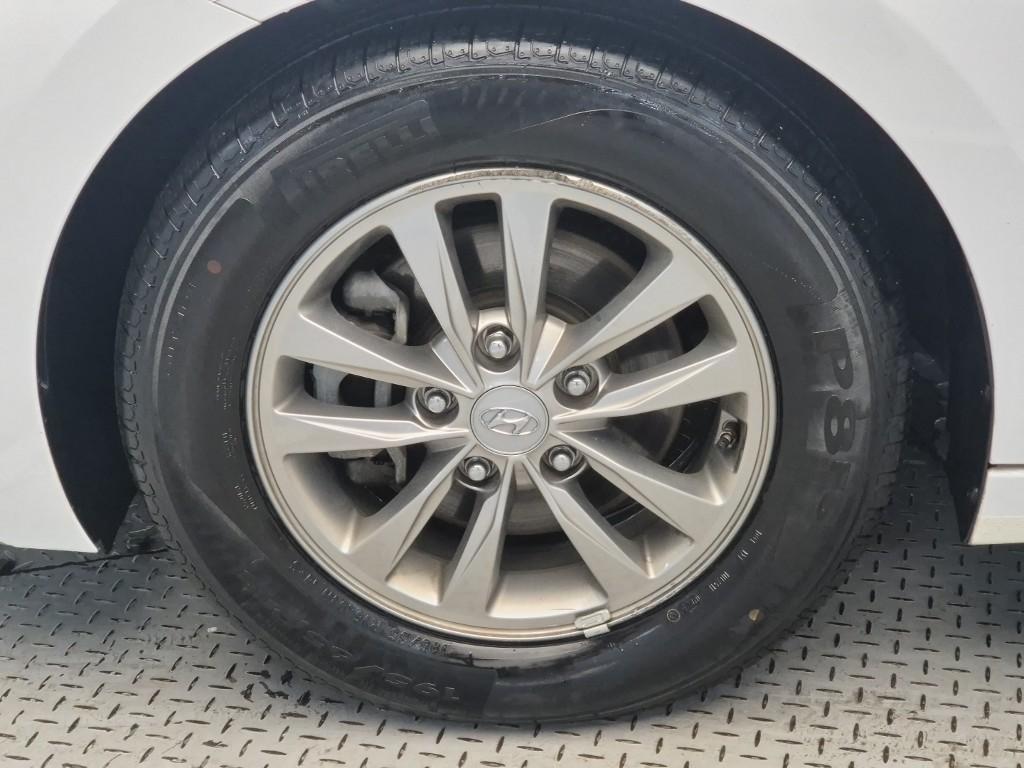 HYUNDAI Avante 2019 Blanco - Importación desde Corea - HF Imports Iquique - Foto 19