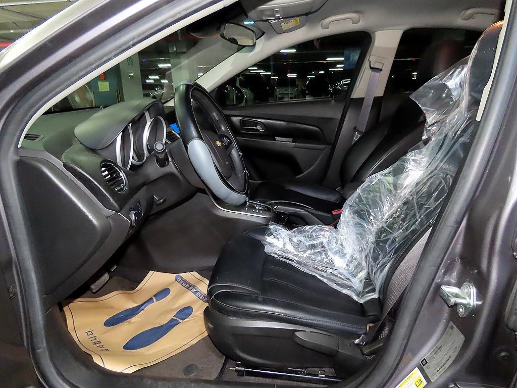 Chevrolet Cruise - Vista 6