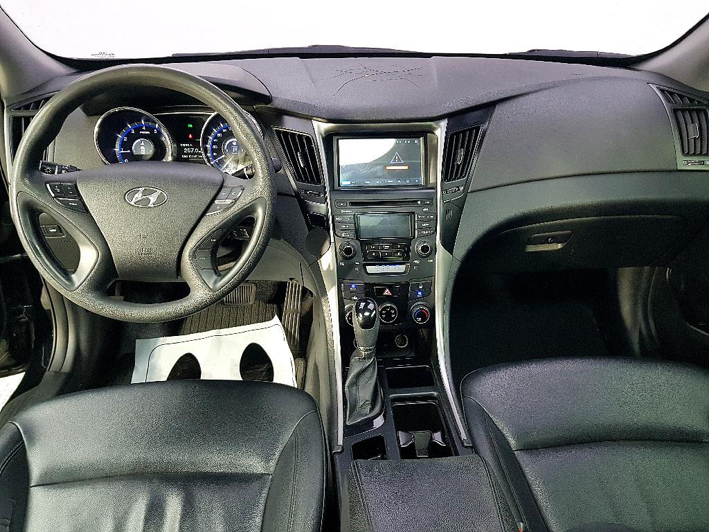 HYUNDAI Sonata - Vista 5