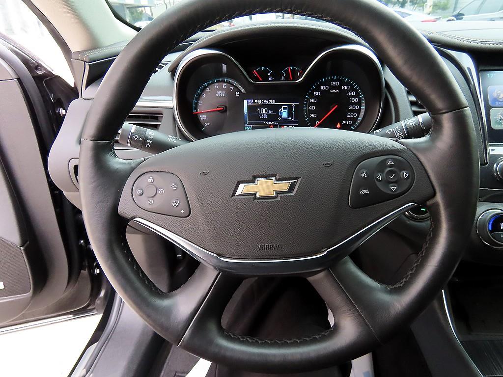 Chevrolet Impala - Vista 8