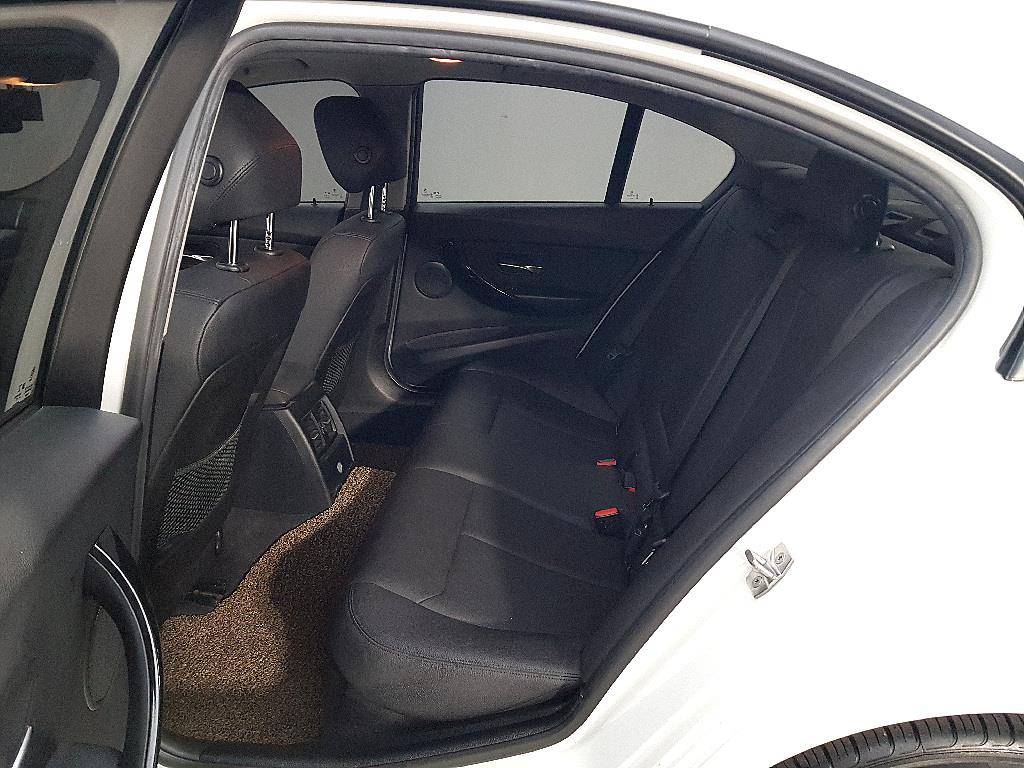 BMW 3 series - Vista 9