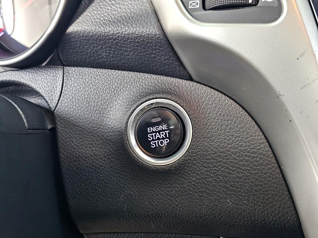 HYUNDAI i30 2016 Negro - Importación desde Corea - HF Imports Iquique - Foto 13