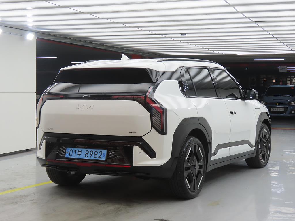 KIA EV3 - Vista 4