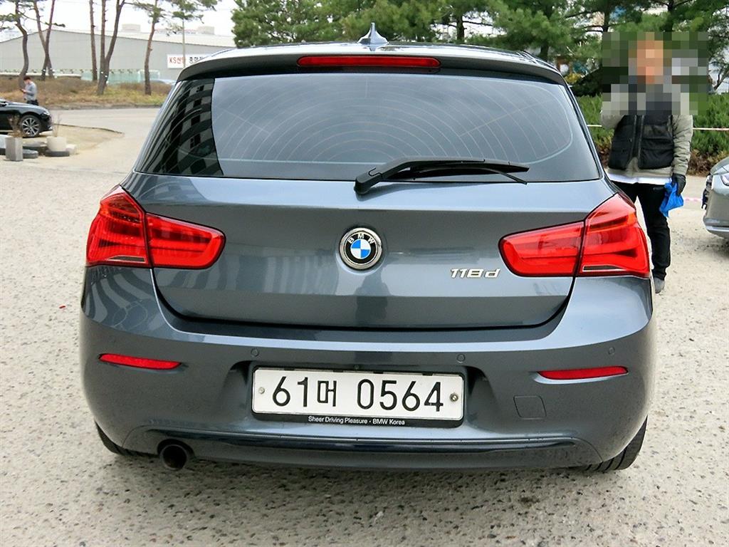 BMW 1 series - Vista 4