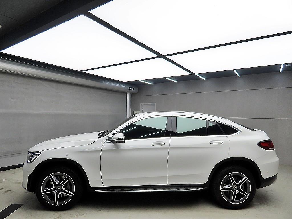 Mercedes Benz GLC Class - Vista 4