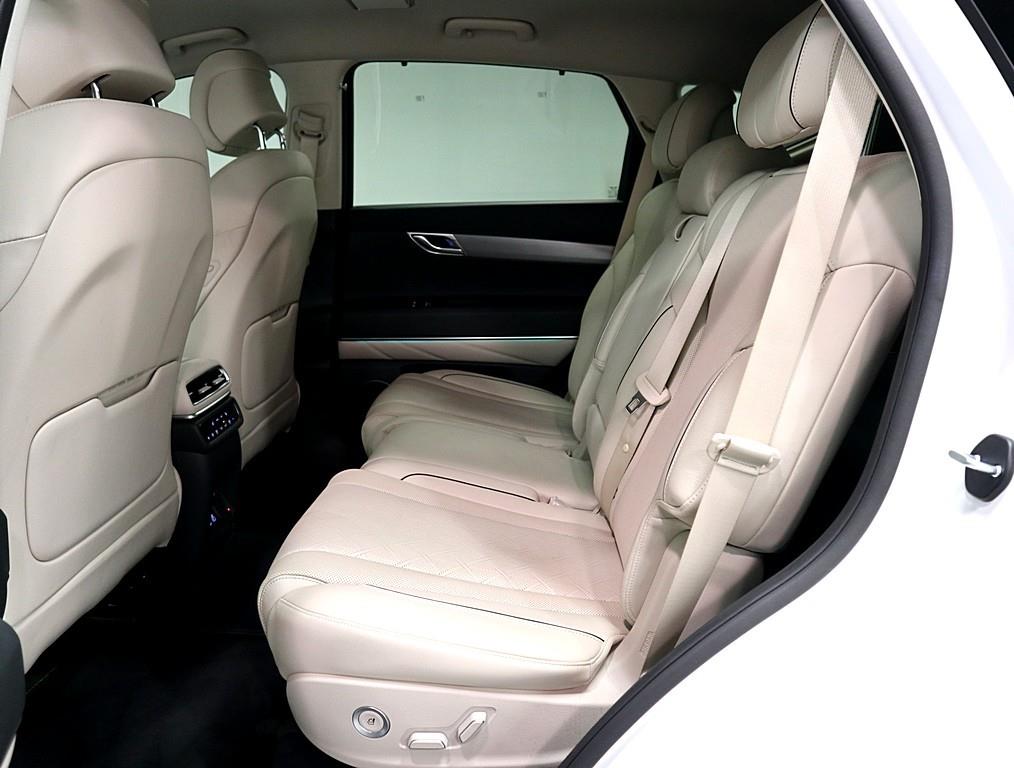 Genesis GV80 - Vista 10