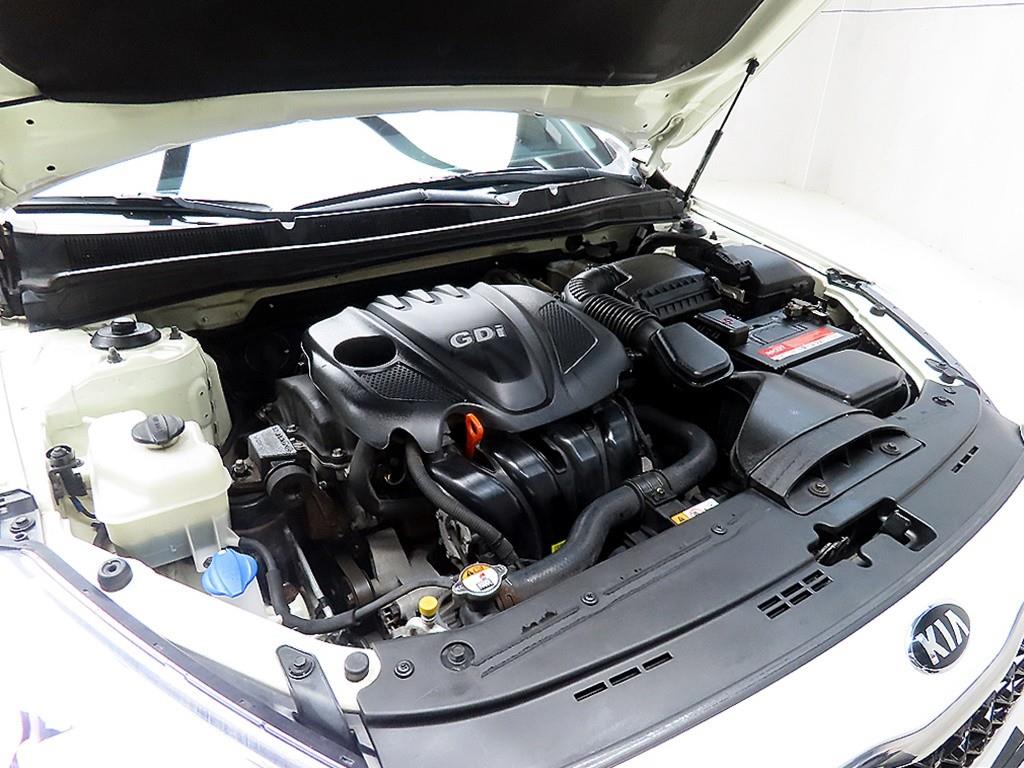 KIA K7 2013 Blanco - Importación desde Corea - HF Imports Iquique - Foto 18