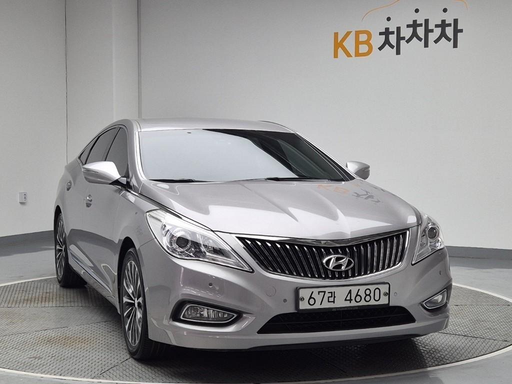 HYUNDAI Grandeur - Vista 4