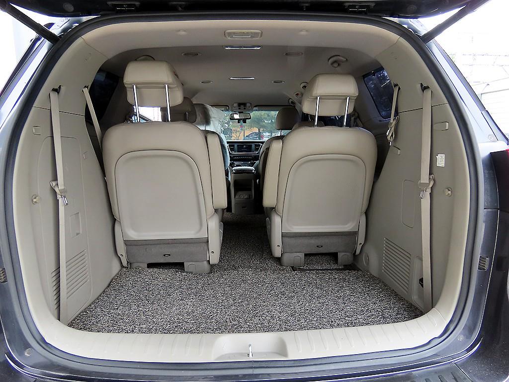 KIA Carnival 2019 Negro - Importación desde Corea - HF Imports Iquique - Foto 16