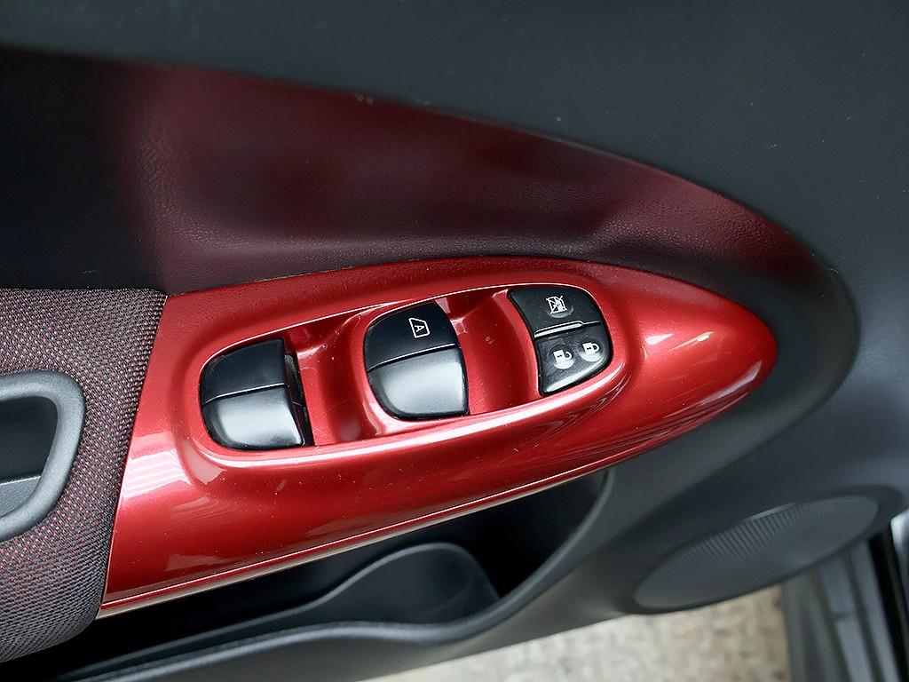 Nissan Juke 2015 Negro - Importación desde Corea - HF Imports Iquique - Foto 13