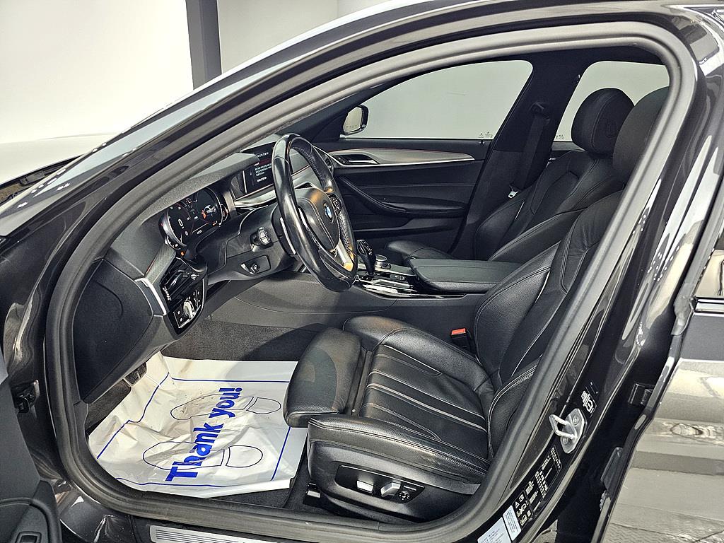 BMW 5 Series - Vista 8