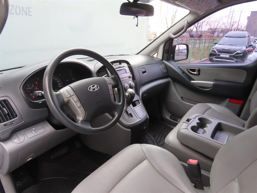 HYUNDAI Starex 2015 Plateado - Importación desde Corea - HF Imports Iquique - Foto 7
