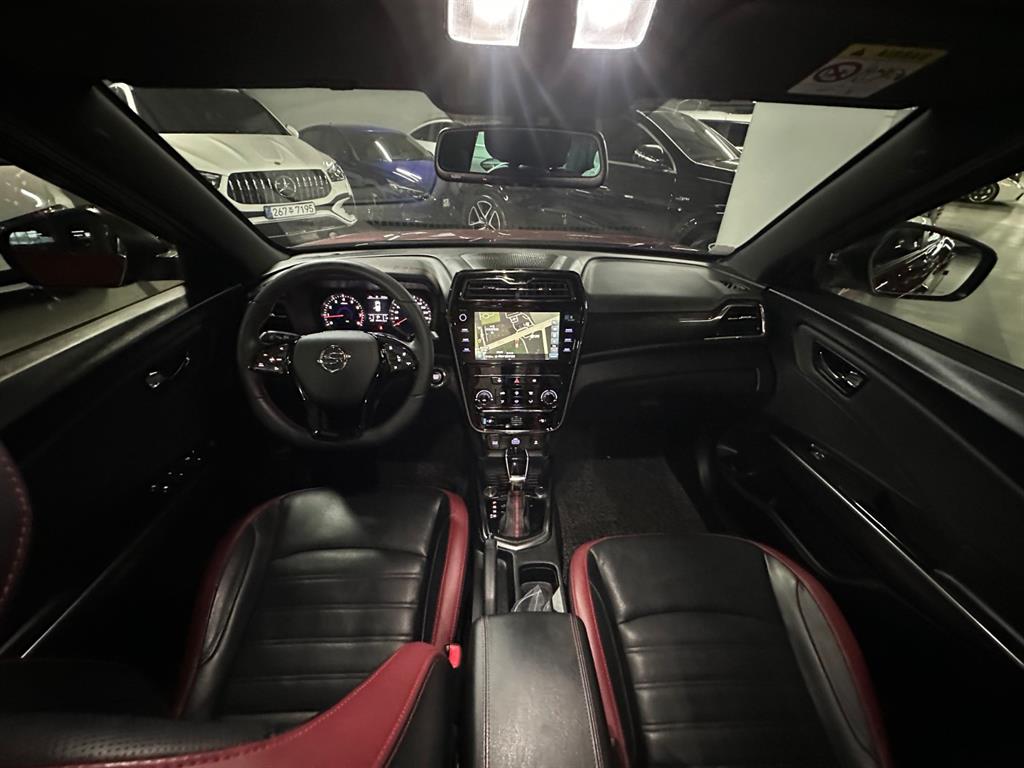 Ssangyong Tivoli - Vista 9