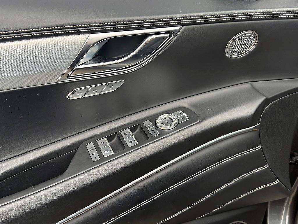 Genesis GV80 - Vista 12