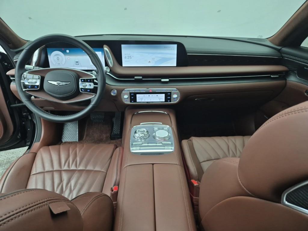 Genesis G90 - Vista 5