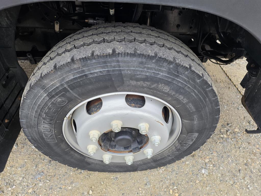 medium and large cargo dump - Vista 9