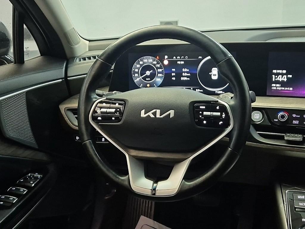 KIA K8 - Vista 9