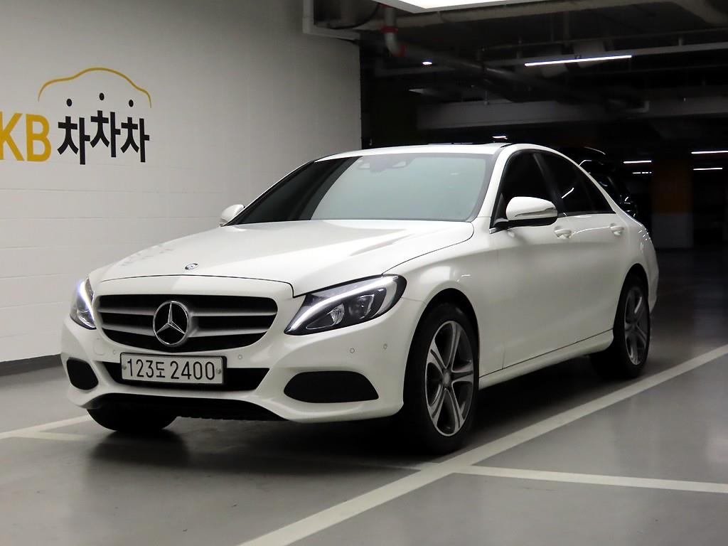 Mercedes Benz C Class - Vista 2