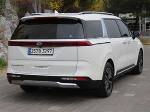 KIA Carnival - Vista 6