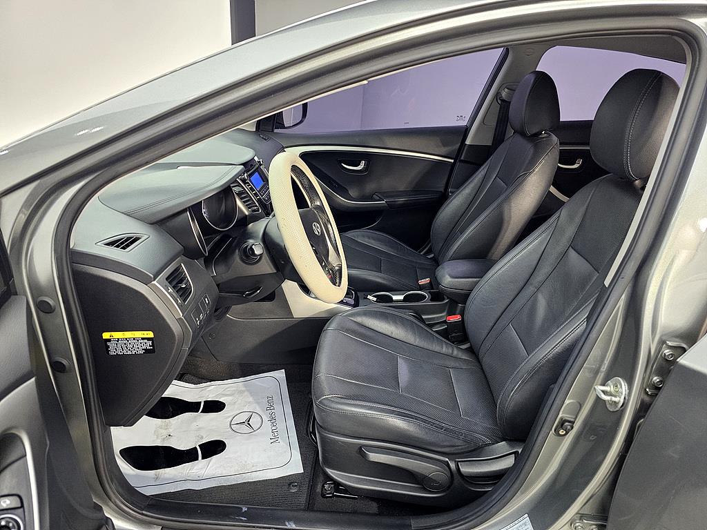 HYUNDAI i30 - Vista 8