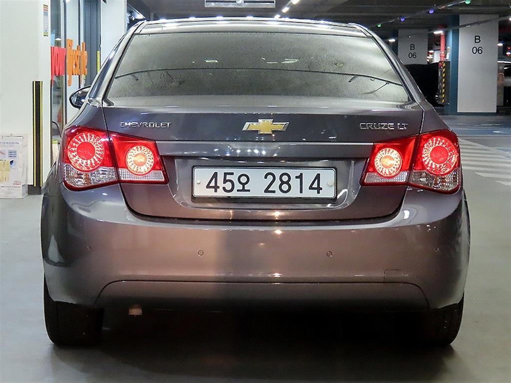 Chevrolet Cruise - Vista 5