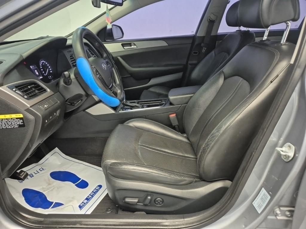 HYUNDAI Sonata - Vista 11