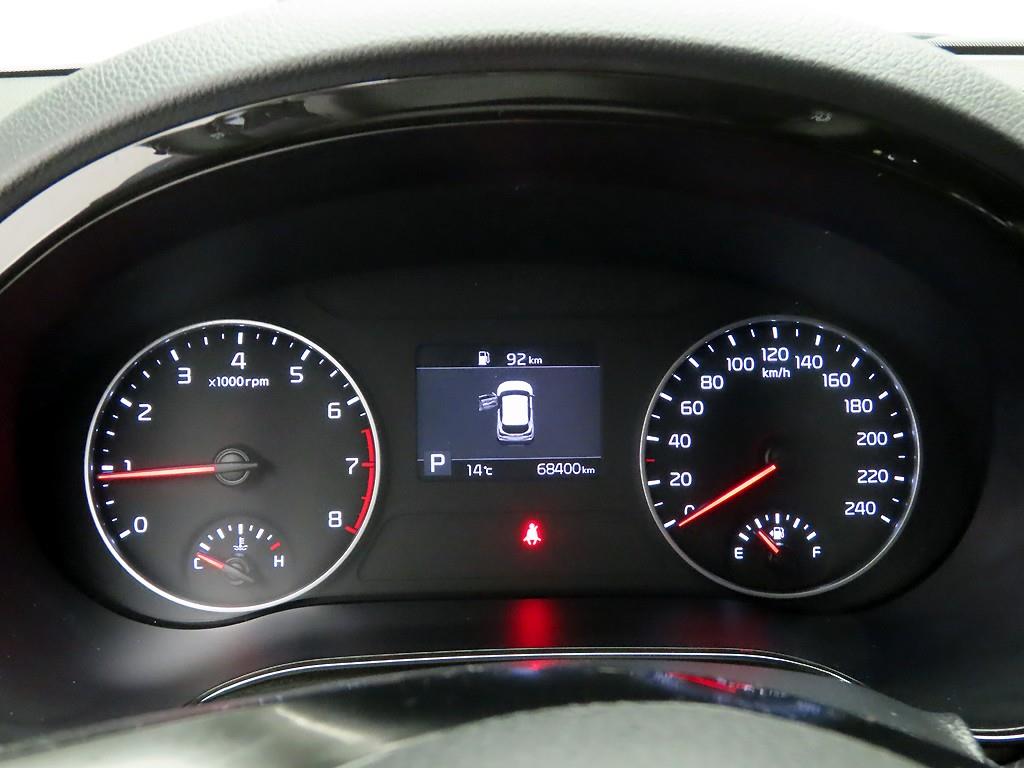 KIA Seltos - Vista 5