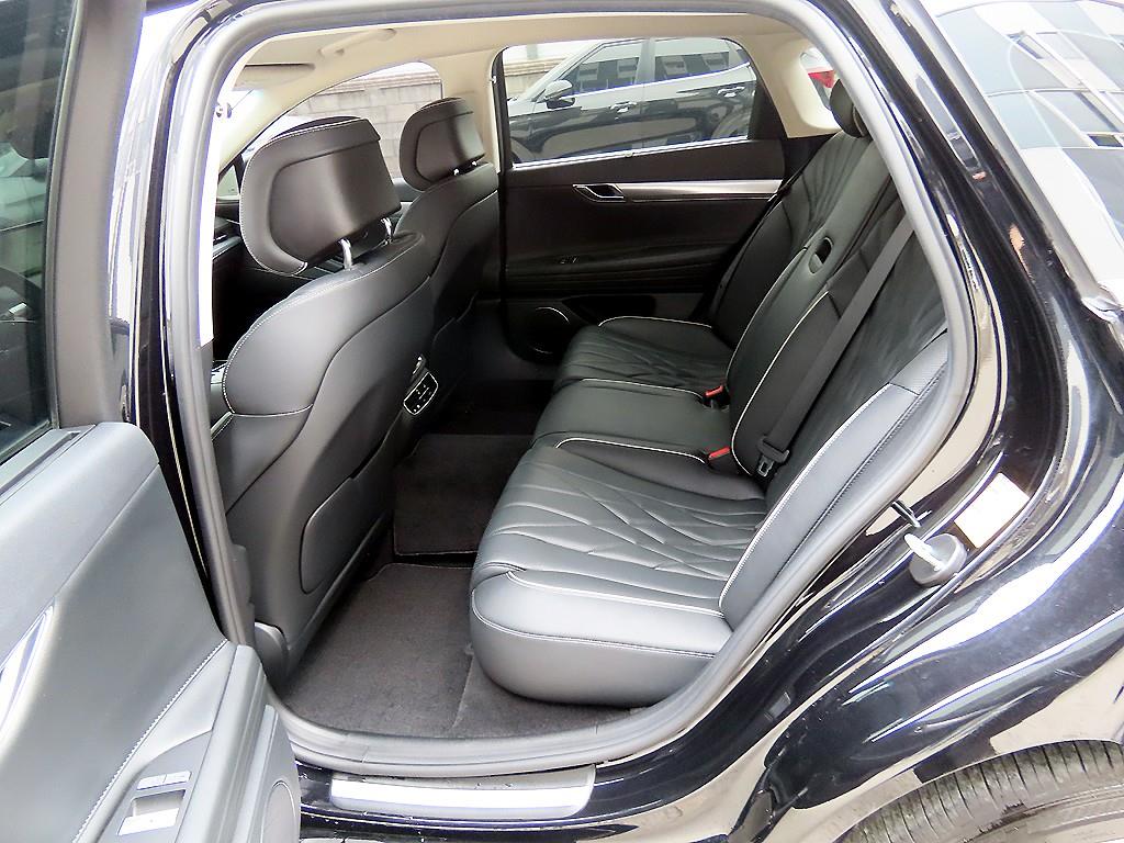 Genesis G80 - Vista 6