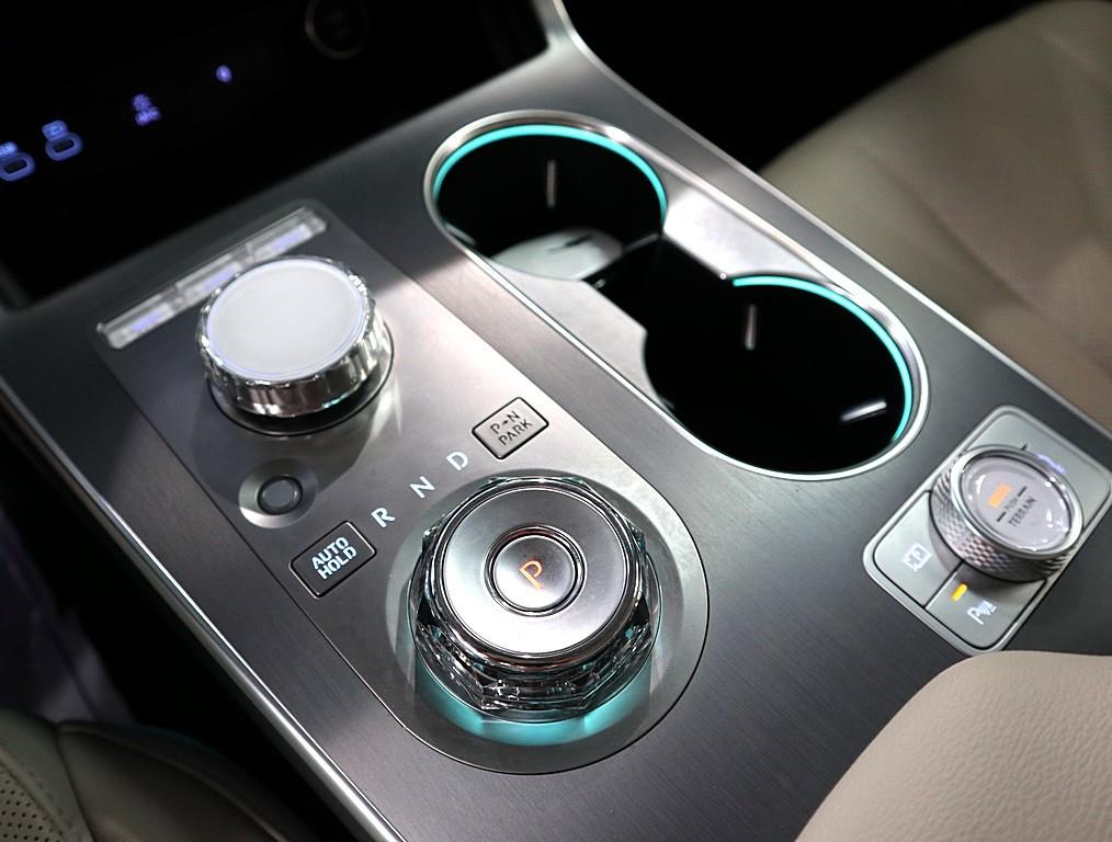 Genesis GV80 2024 Blanco - Importación desde Corea - HF Imports Iquique - Foto 13