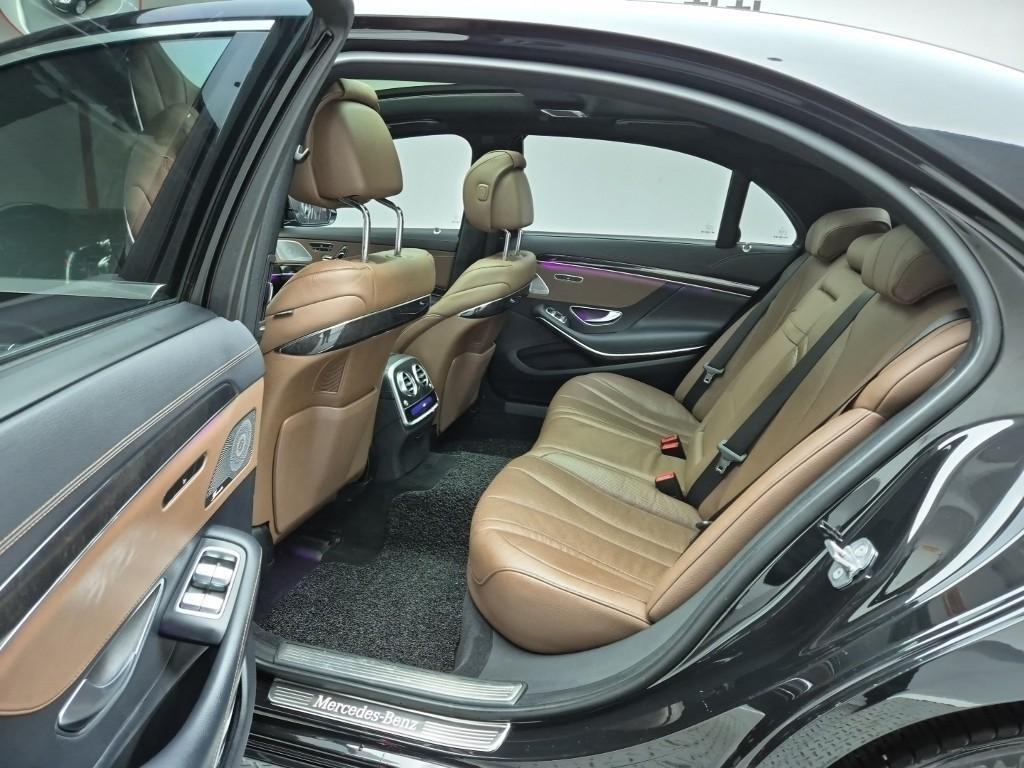 Mercedes Benz S Class - Vista 12