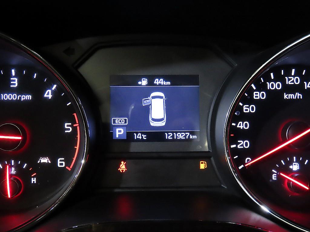 KIA Carnival - Vista 9