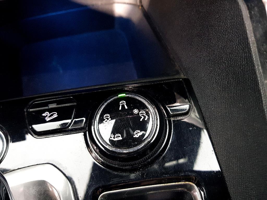 Peugeot 5008 2019 Negro - Importación desde Corea - HF Imports Iquique - Foto 13