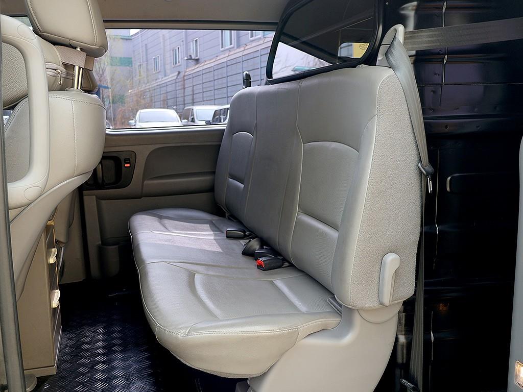 HYUNDAI Starex 2017 Negro - Importación desde Corea - HF Imports Iquique - Foto 13