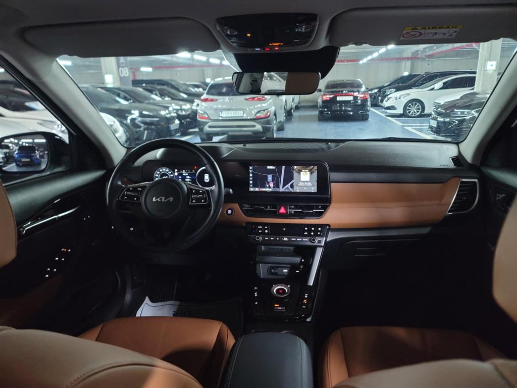 KIA Seltos - Vista 5