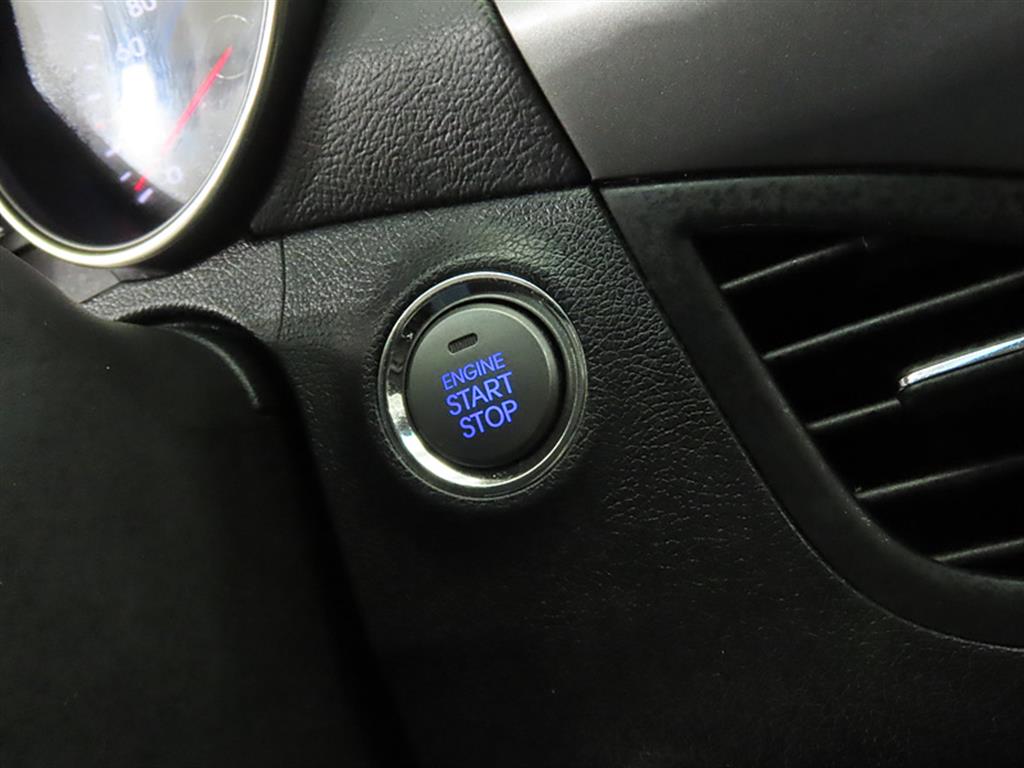 HYUNDAI Avante - Vista 10